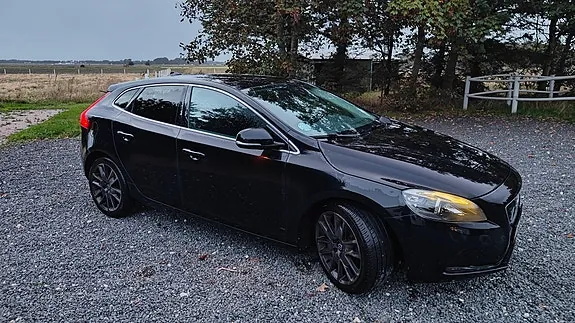Volvo V40 2015 photo 3