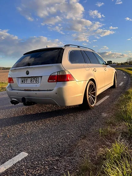 BMW 545I 2004 photo 3