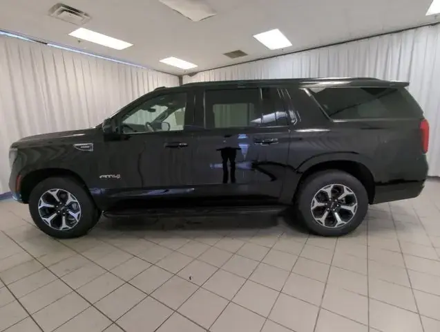 GMC Yukon Xl 2026 photo 5