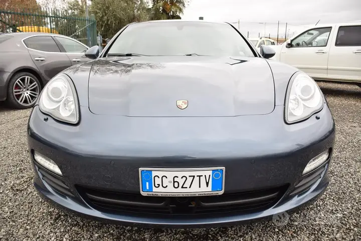 Porsche Panamera 2010 photo 5