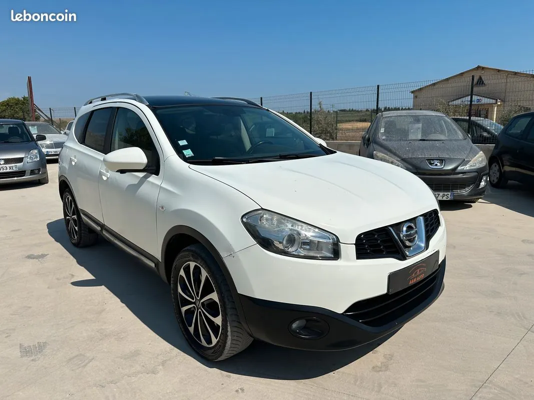Nissan Qashqai 2012 photo 2