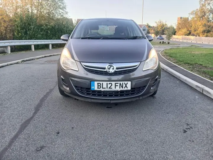Vauxhall Corsa 2012 photo 3