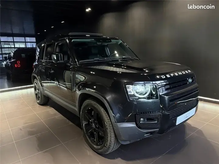 Land Rover Defender 2023 photo 3