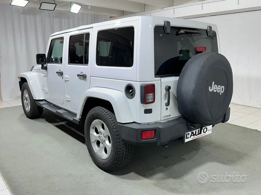 Jeep Wrangler Unlimited 2014 photo 3