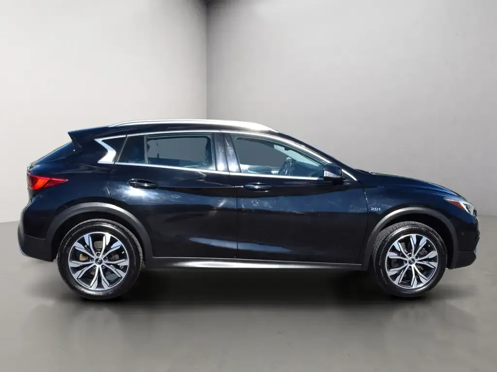 Infiniti Qx30 2017 photo 4