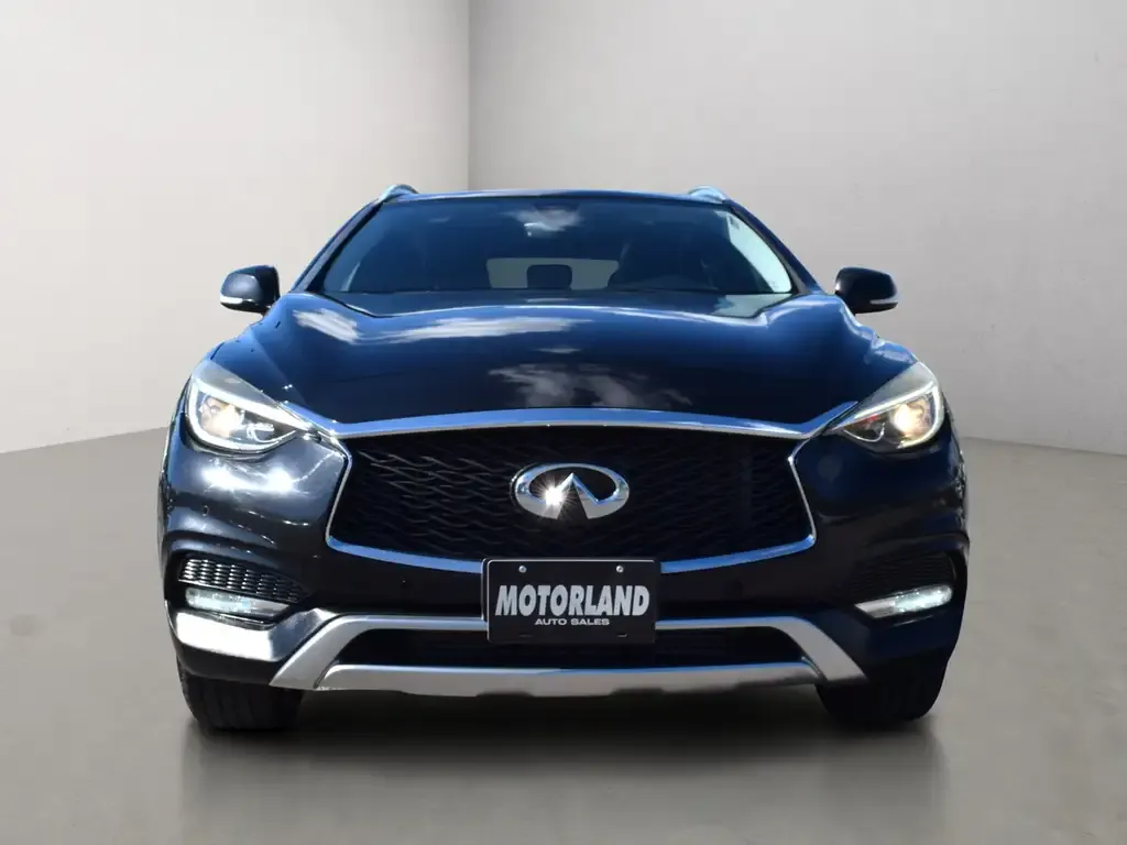 Infiniti Qx30 2017 photo 2