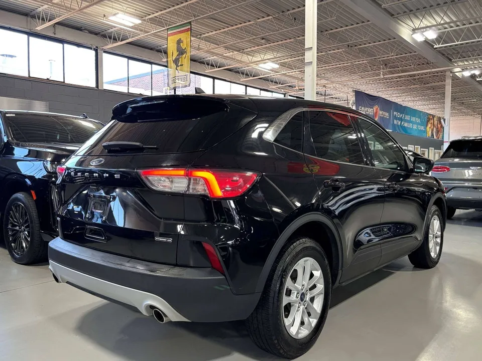 Ford Escape 2021 photo 4