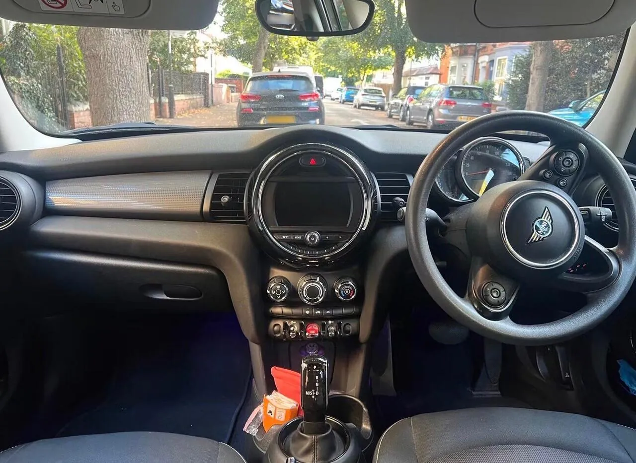 Mini Hatch 2019 photo 3