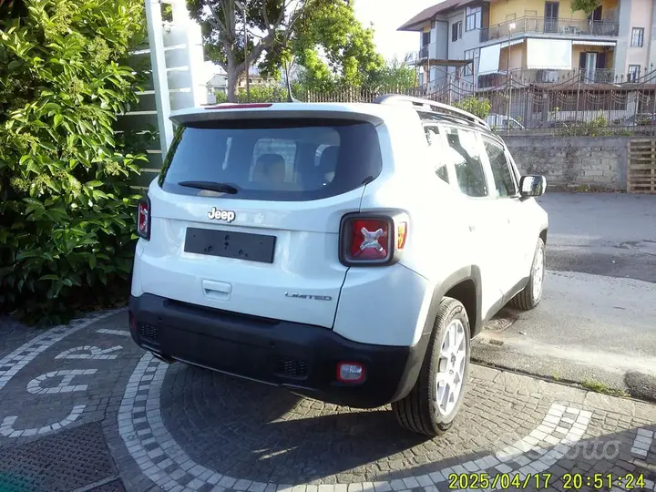Jeep Renegade 2022 photo 4