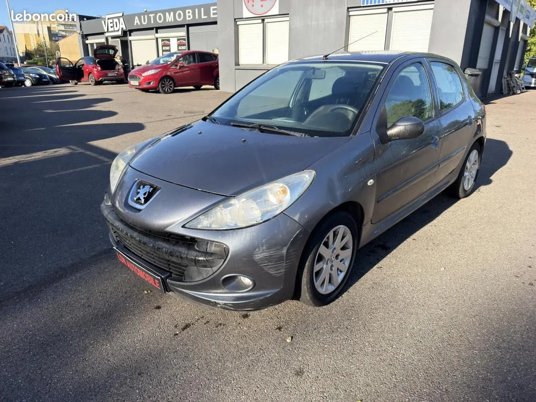 Peugeot 206