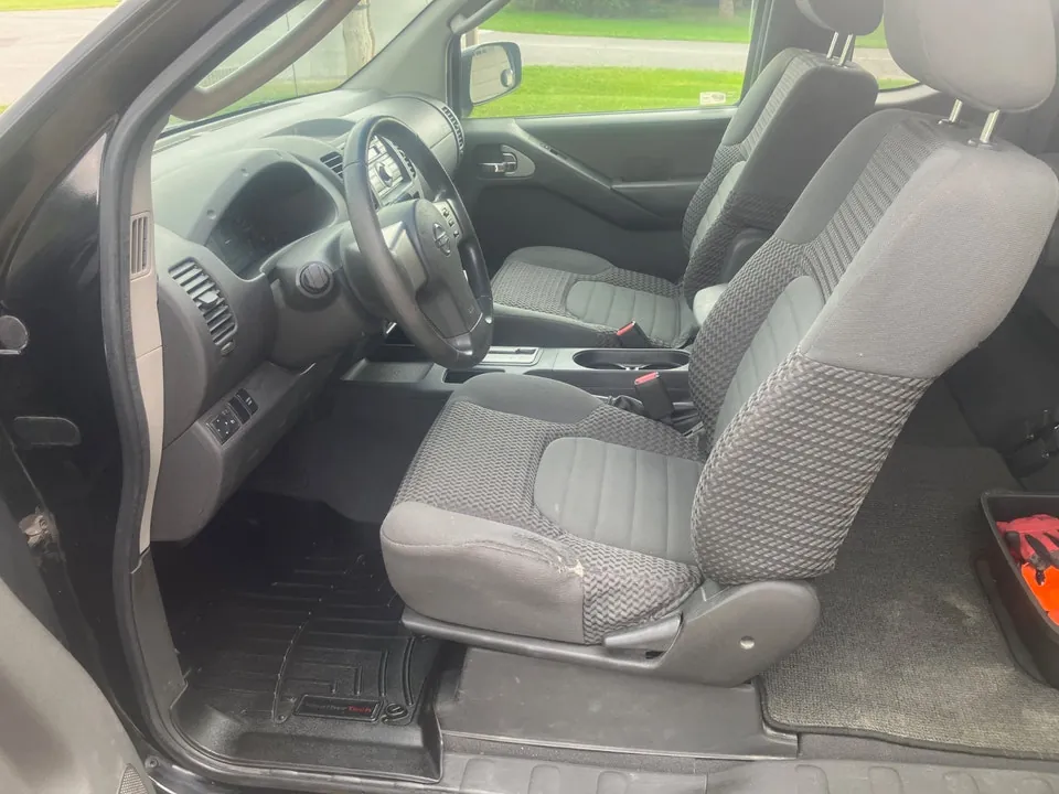 Nissan Frontier 2008 photo 5