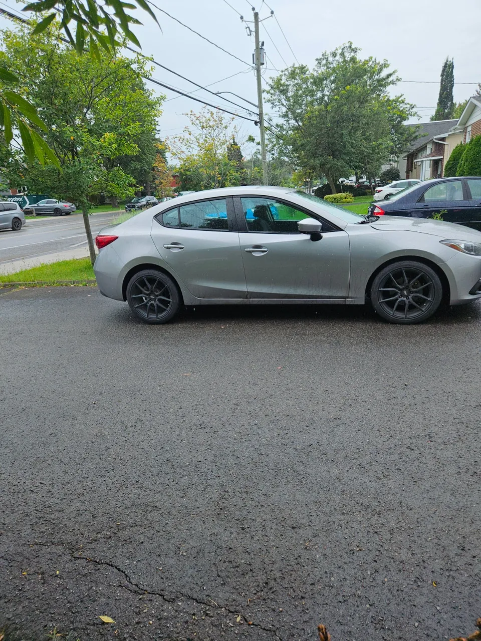 Mazda 3 2015 photo 3