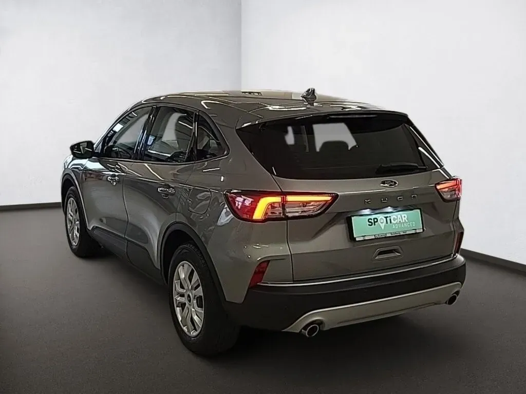 Ford Kuga 2021 photo 2
