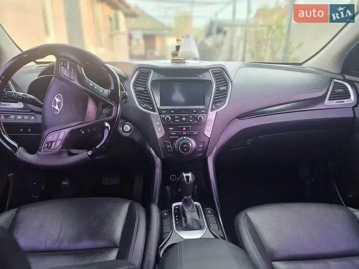 Hyundai Santa Fe 2016 photo 5