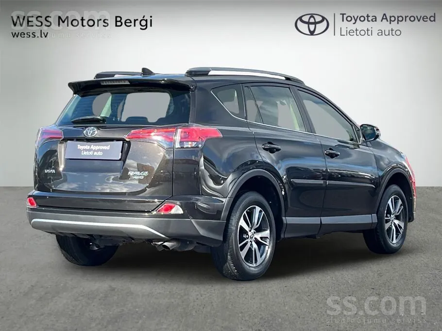 Toyota Rav4 2018 photo 2