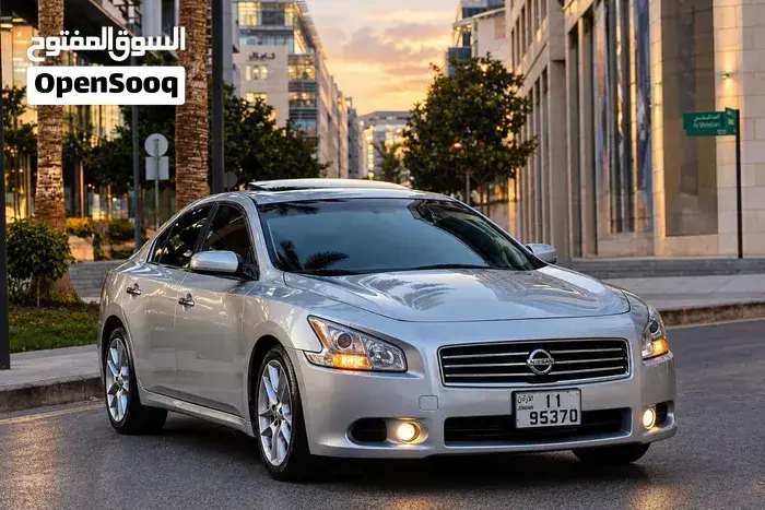 Nissan Maxima