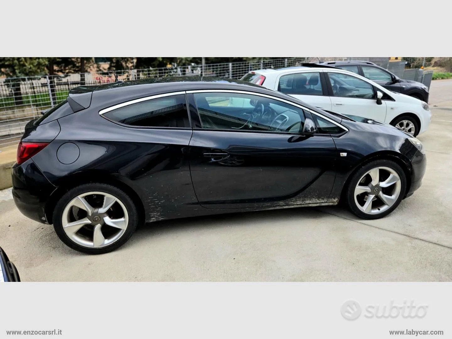 Opel Astra 2012 photo 3