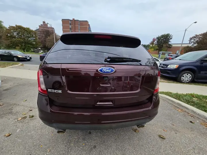 Ford Edge 2012 photo 3