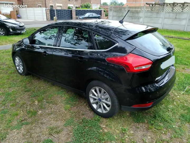 Ford Focus 2018 photo 3