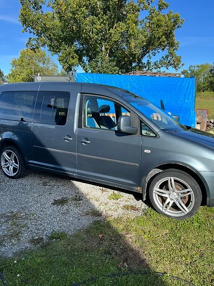 Volkswagen Caddy Maxi 2008 photo 2