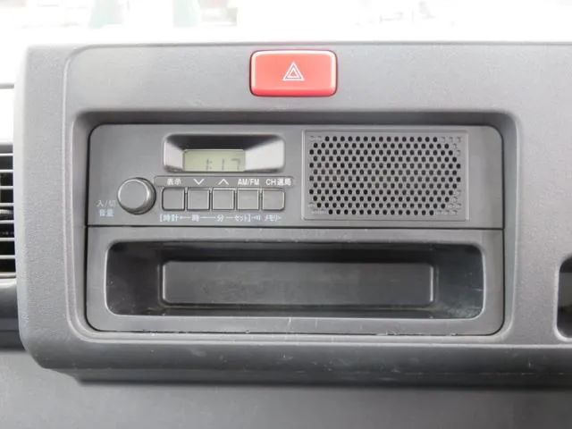 Daihatsu Hijet Truck 2016 photo 4