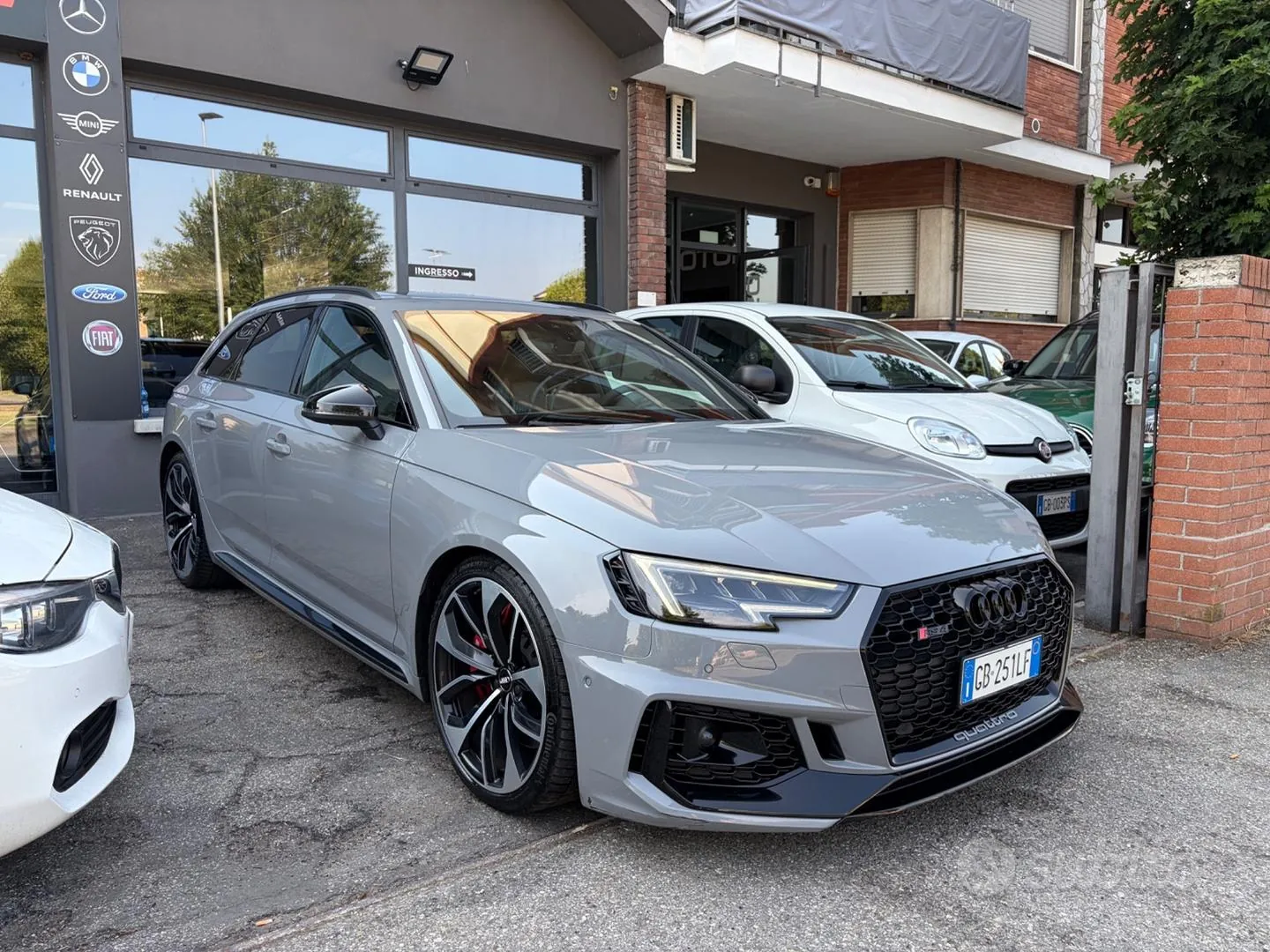 Audi Rs4 2019 photo 3