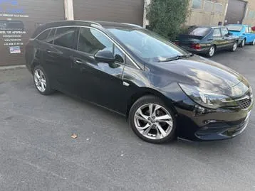Opel Astra 2021 photo 2