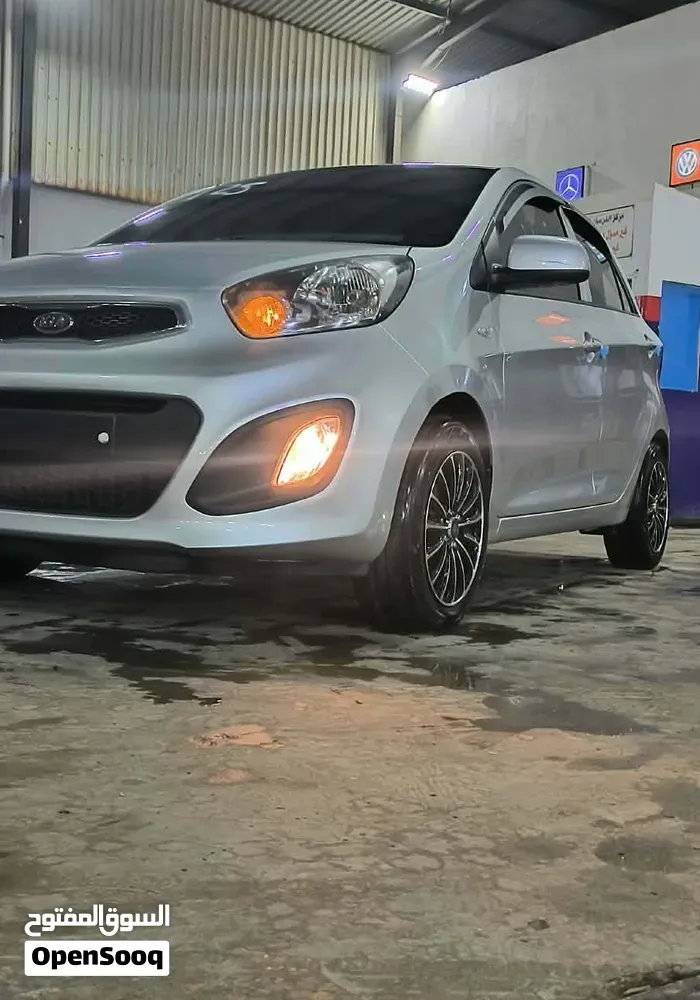 Kia Picanto 2013 photo 2
