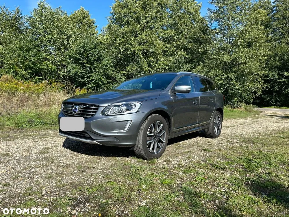 Volvo Xc 60 2017 photo 2