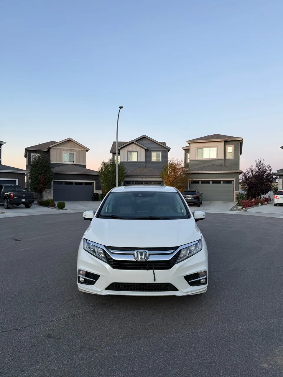 Honda Odyssey 2018 photo 2