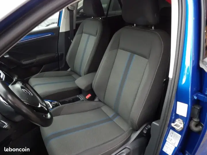 Volkswagen T-Roc 2018 photo 3