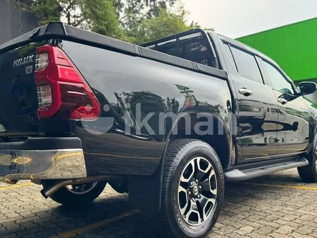 Toyota Hilux 2025 photo 5