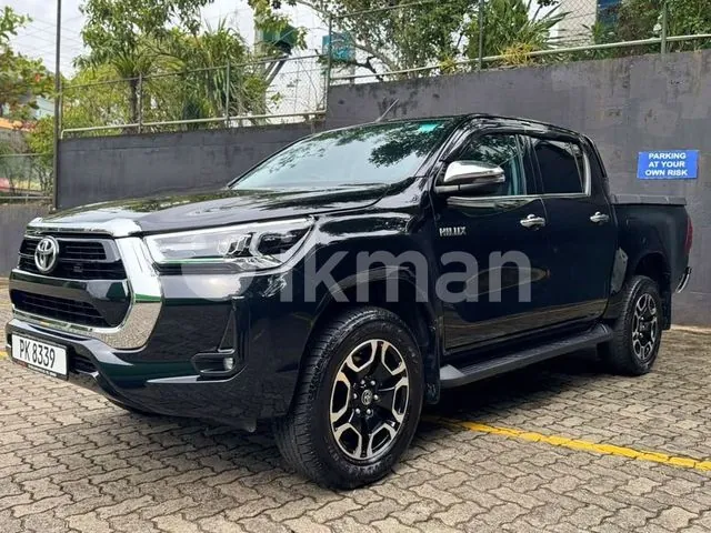 Toyota Hilux 2025 photo 4