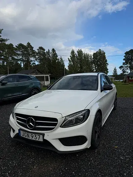 Mercedes-Benz C 220