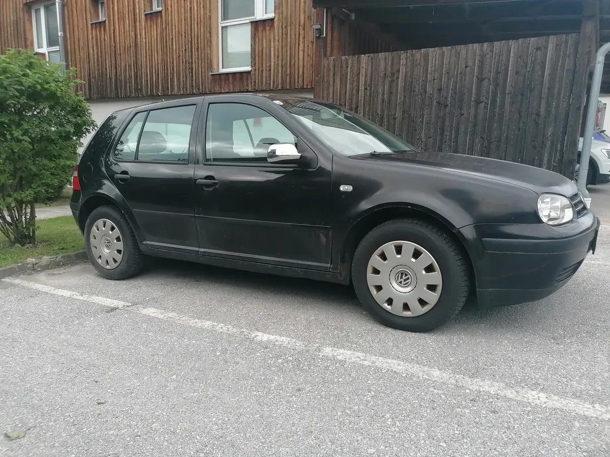 Volkswagen Golf 2003 photo 3