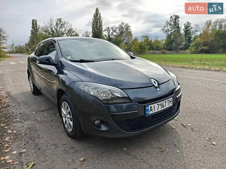 Renault Megane 2011 photo 4