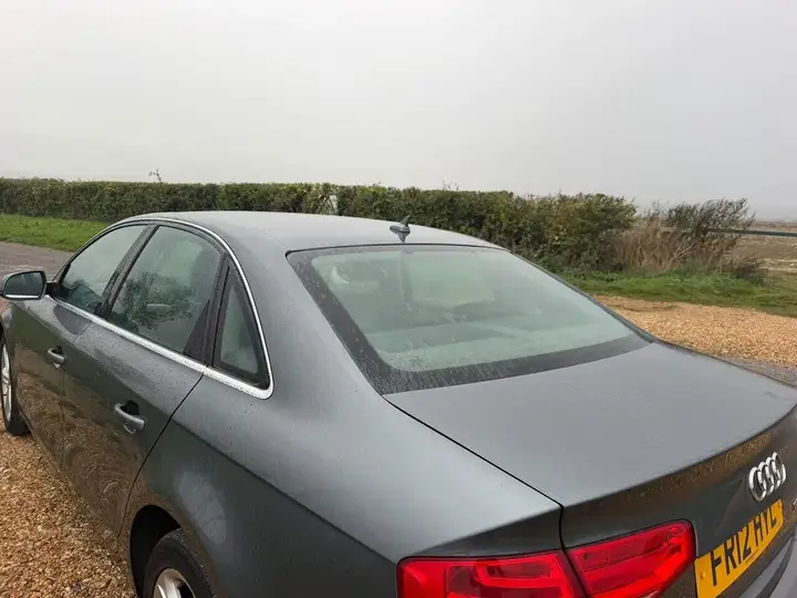 Audi A4 2012 photo 4