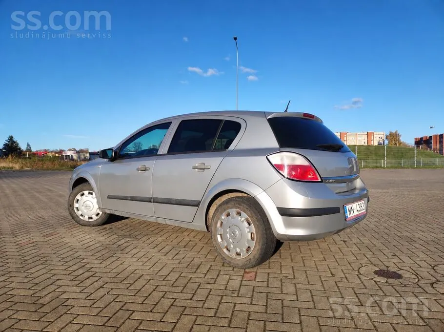 Opel Astra 2004 photo 3