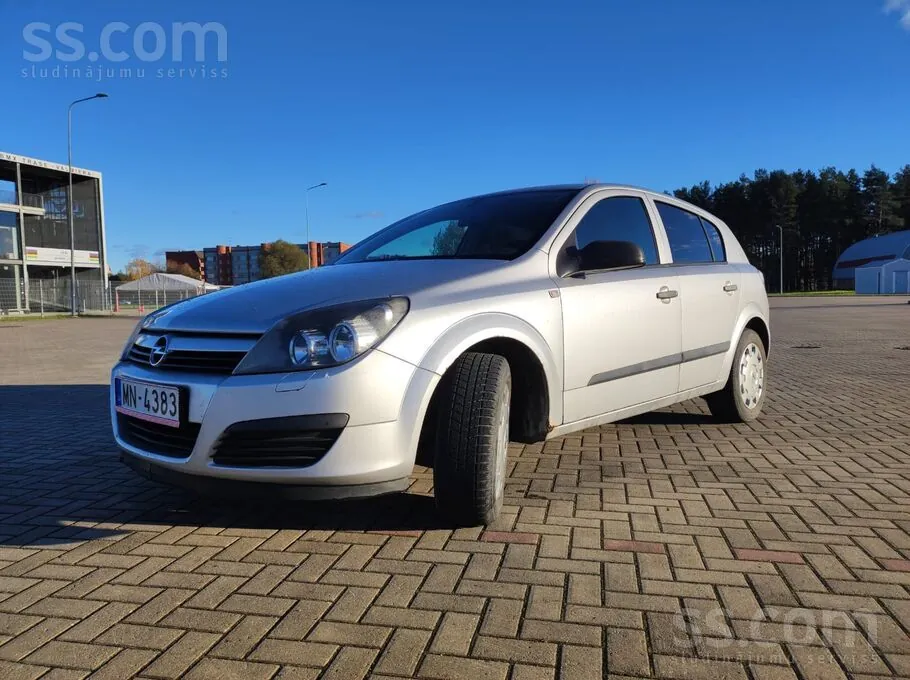 Opel Astra 2004 photo 2
