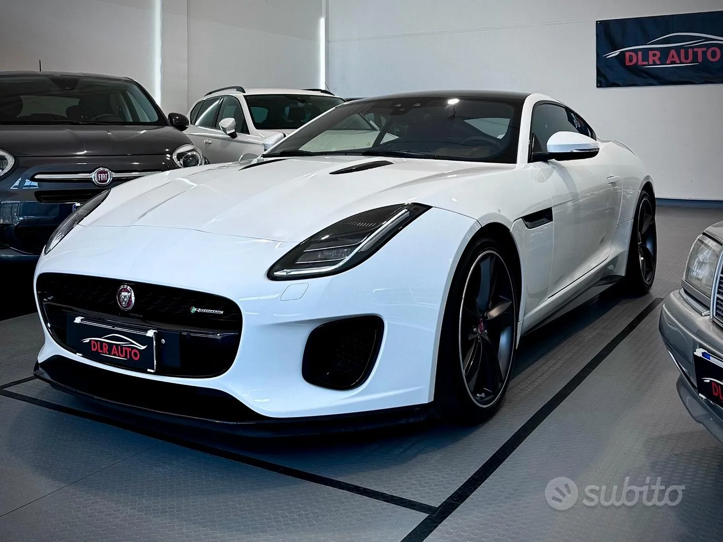 Jaguar F-Type 2018 photo 3