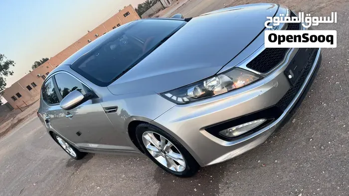 Kia K5 2012 photo 4