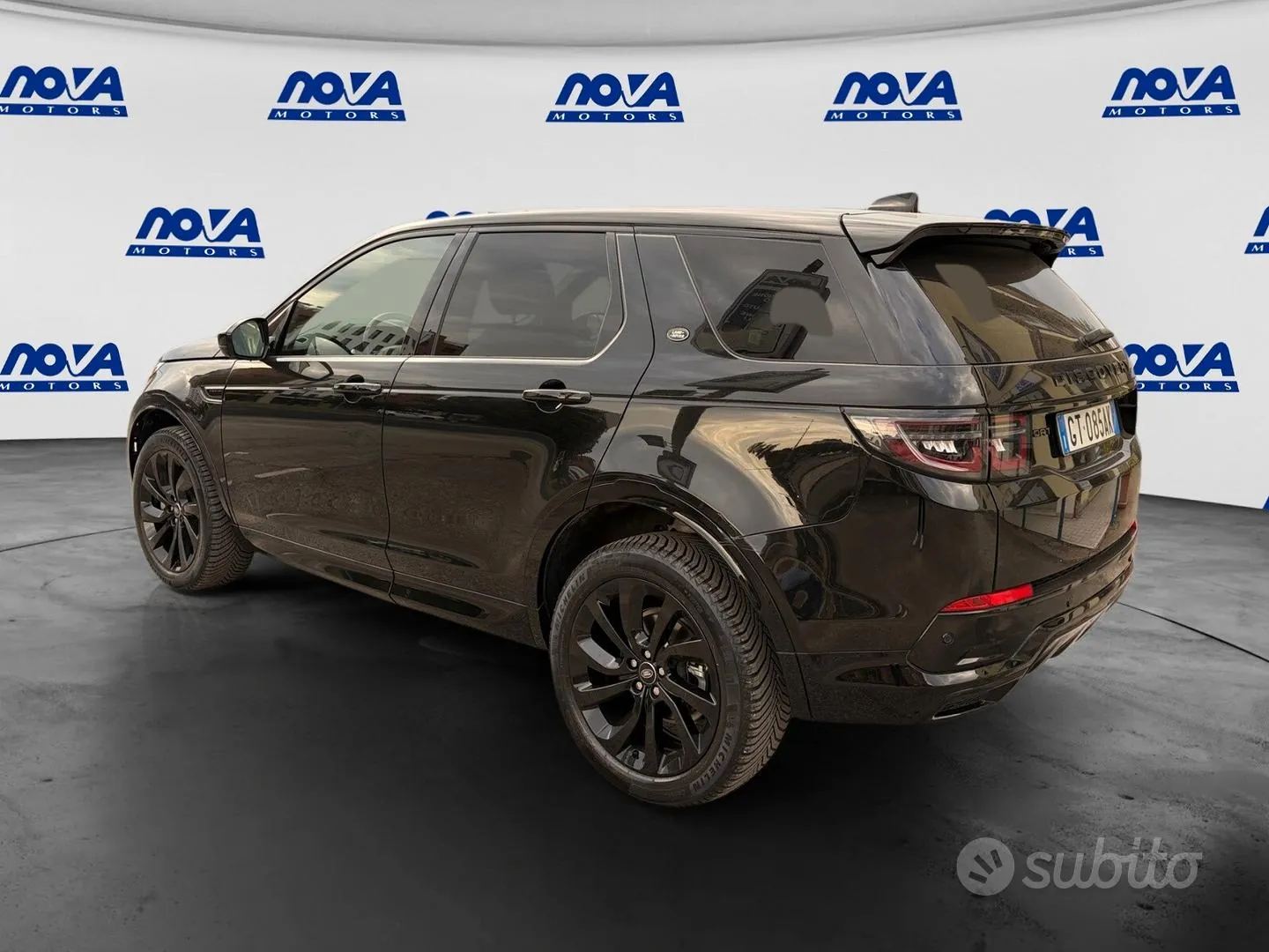 Land Rover Discovery Sport 2024 photo 3