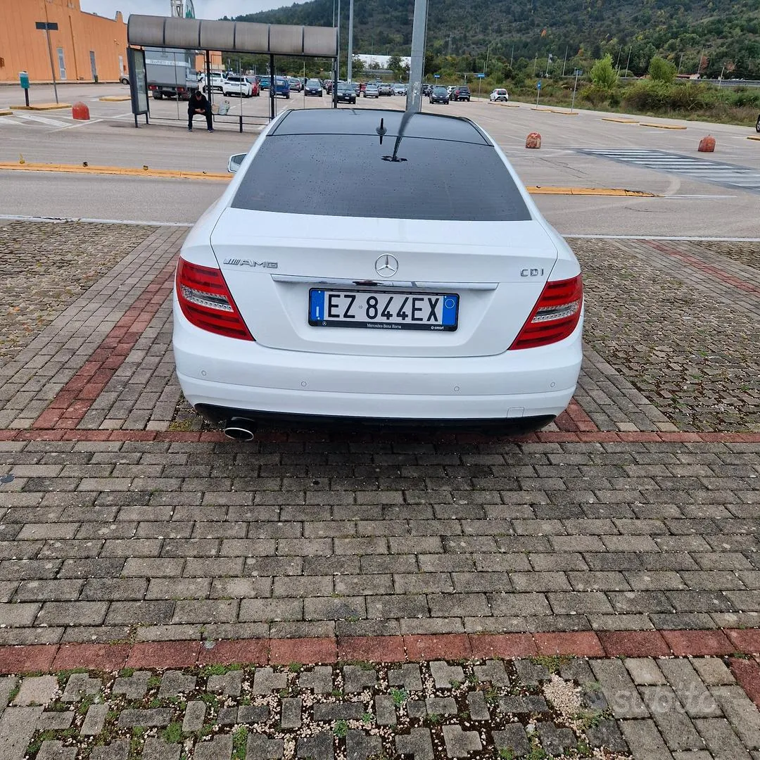 Mercedes-Benz C-Class 2015 photo 2