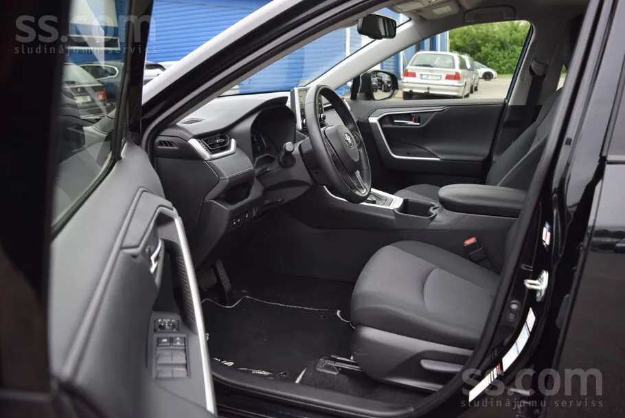 Toyota Rav4 2022 photo 3