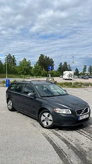 Volvo V50 2010 photo 2
