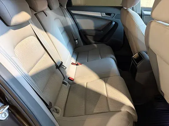 Audi A4 2013 photo 5