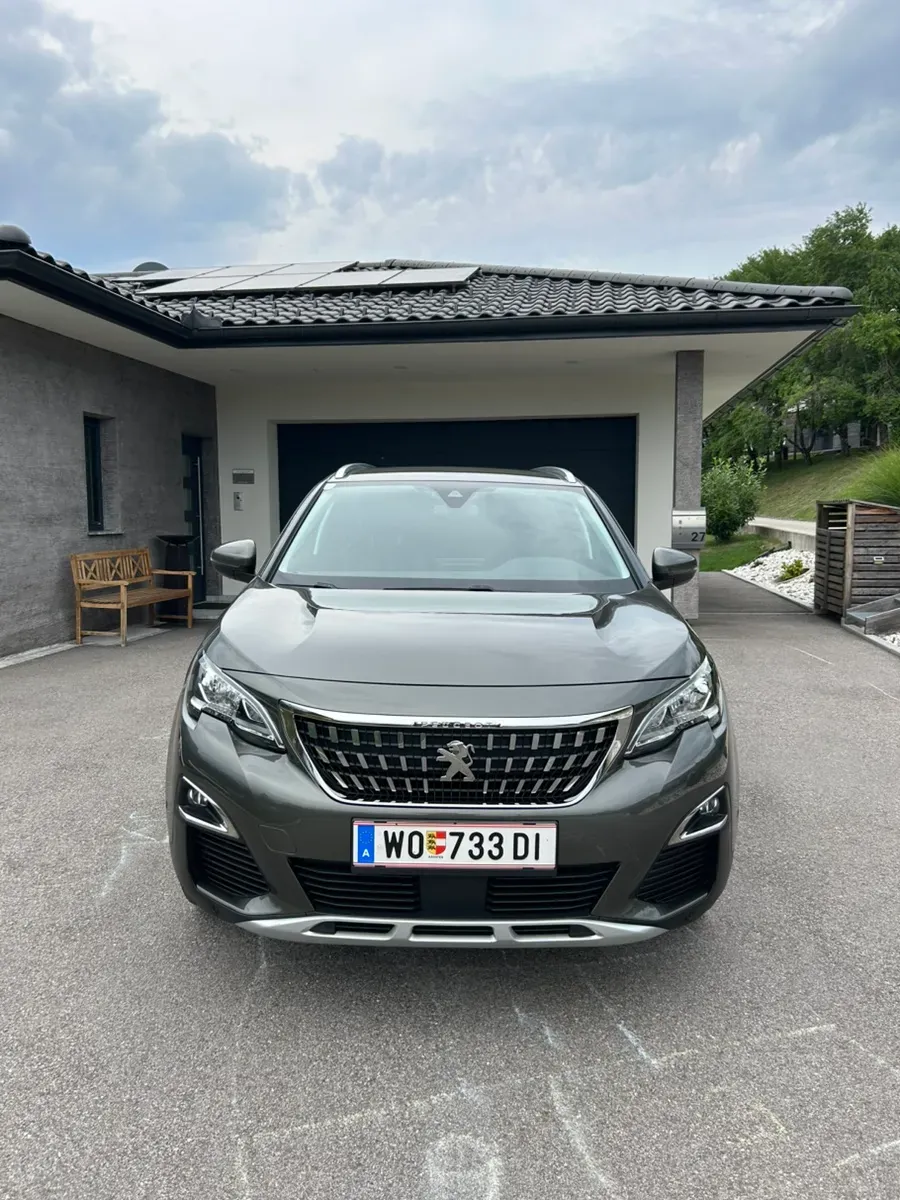 Peugeot 5008 2020 photo 2