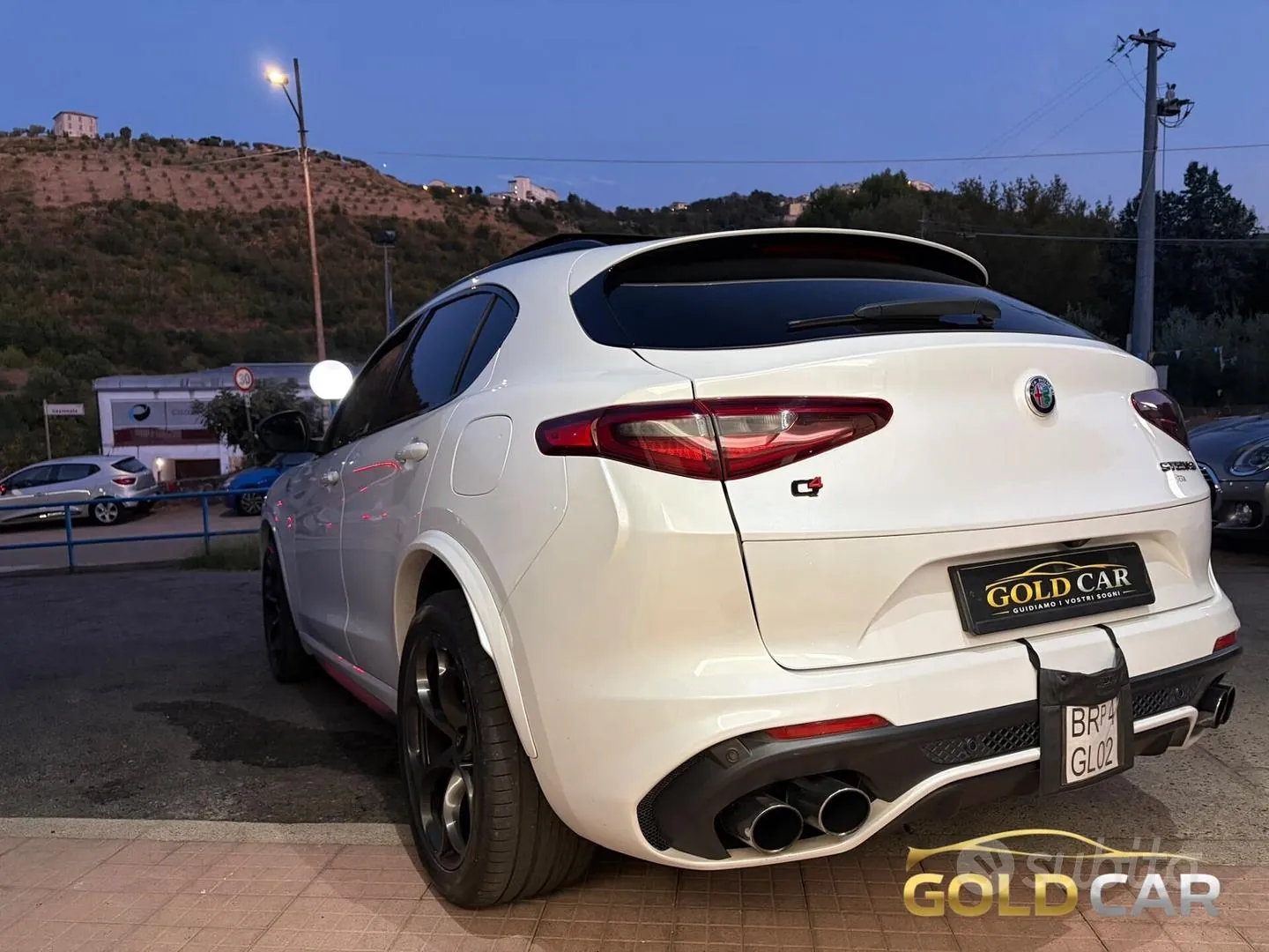 Alfa Romeo Stelvio 2018 photo 2