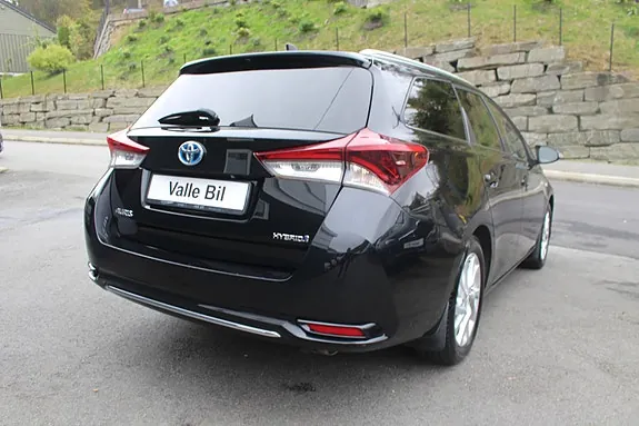 Toyota Auris 2017 photo 5