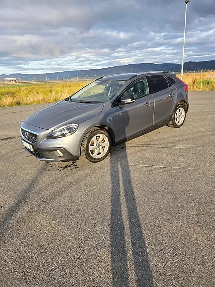 Volvo V40 Cross Country 2015 photo 2
